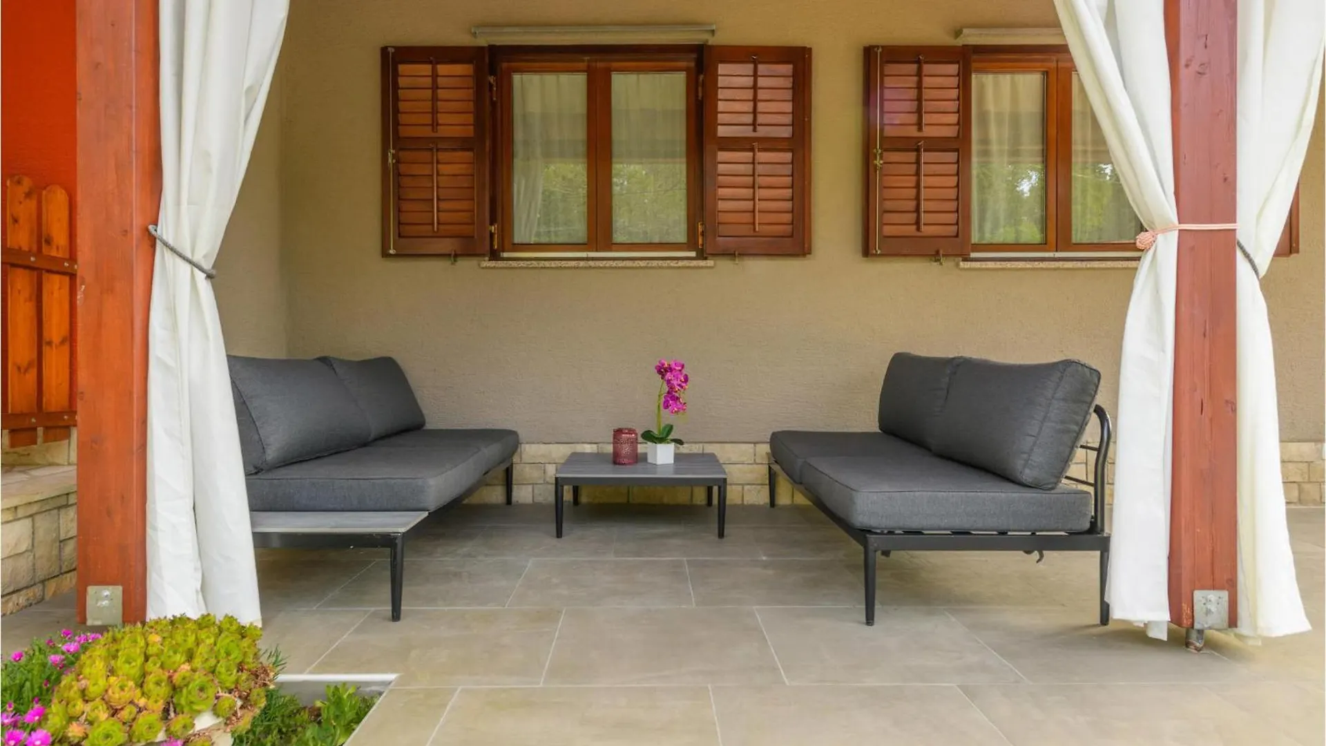 Lovely Home In Krnica With Outdoor Swimming Pool